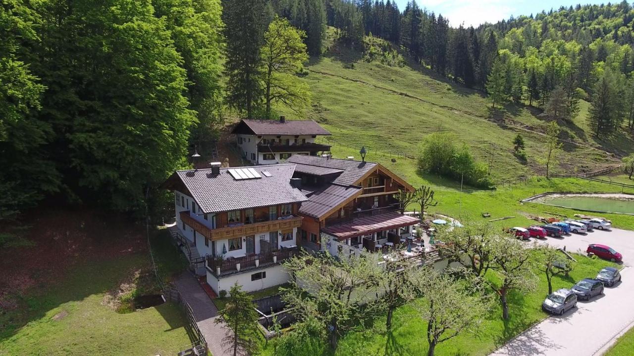 Gasthaus - Pension - Café Dörfl Kiefersfelden Extérieur photo