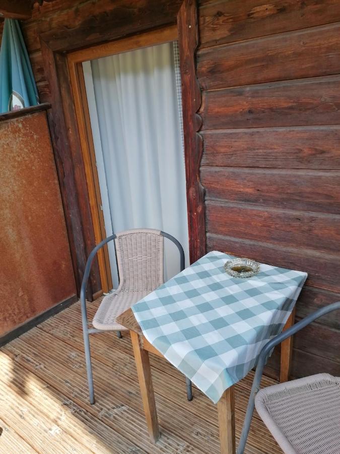 Gasthaus - Pension - Café Dörfl Kiefersfelden Extérieur photo