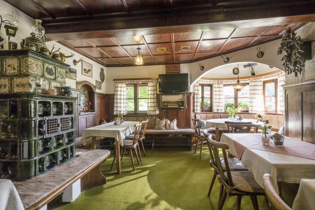 Gasthaus - Pension - Café Dörfl Kiefersfelden Extérieur photo